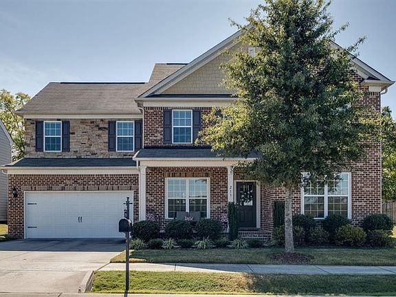 2nd image of 213 Creekstone Blvd