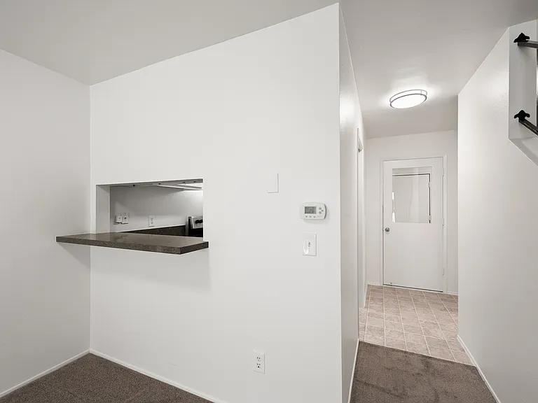 5580 Lake Park Way #28 — Photo 7
