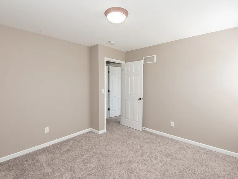 600 Wilmer Meadow Dr — Photo 21