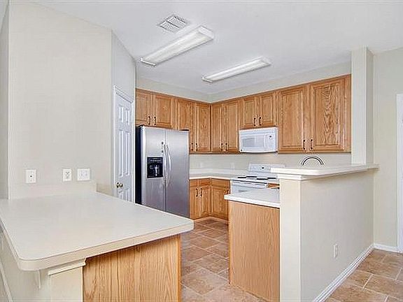2nd image of 8409 Island Ct