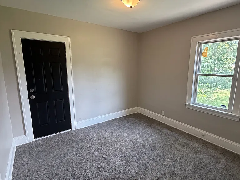 12709 Dove Ave — Photo 6