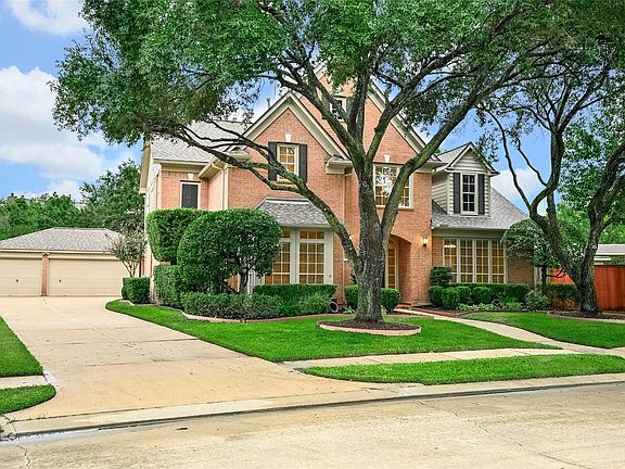 3rd image of 5611 Evening Shore Dr