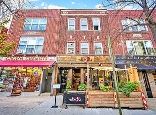 33-18 Ditmars Blvd, Astoria, NY 11105