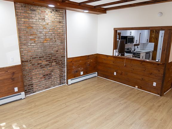 3rd image of 11 Jefferson St #1A