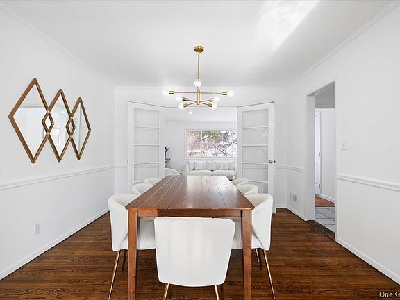 4th image of 44 Amherst Drive