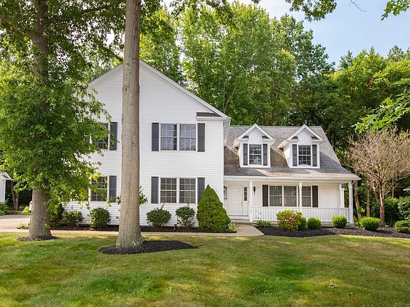3rd image of 3963 Hilltop Dr