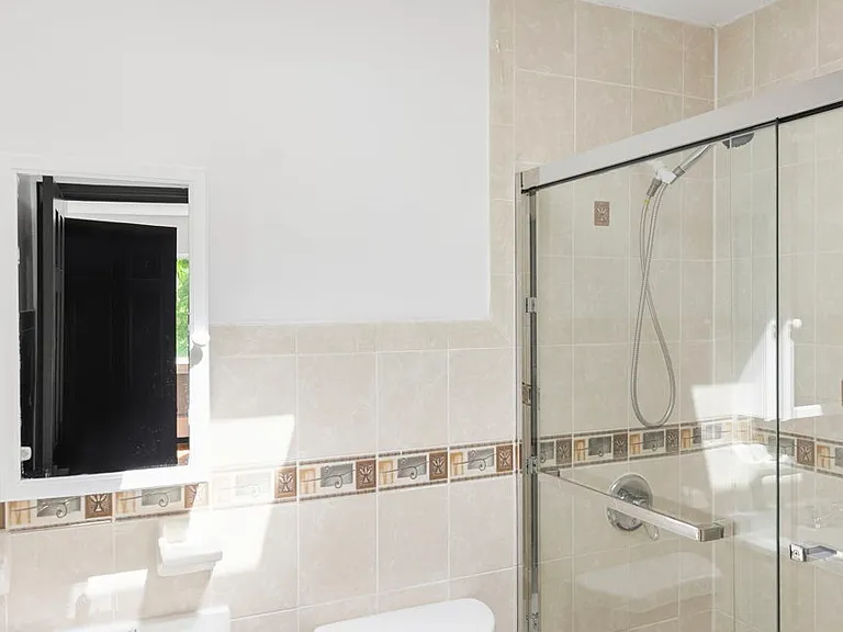 1604 Brooklyn Ave #3 — Photo 9
