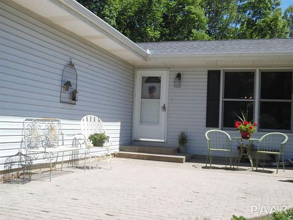 3rd image of 30 Londonderry Dr