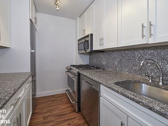 4th image of 1329 2nd Ave #6P