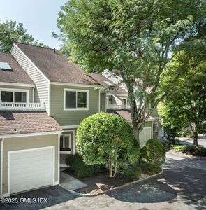 333 Palmer Hill Rd APT 2B, Greenwich, CT, 06878