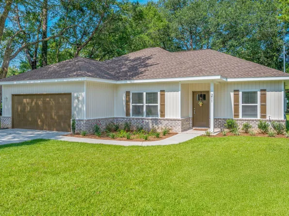 211 Jones Rd, Crestview, FL 32536