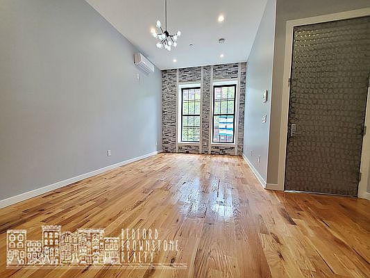 2nd image of 141 Herkimer St #2