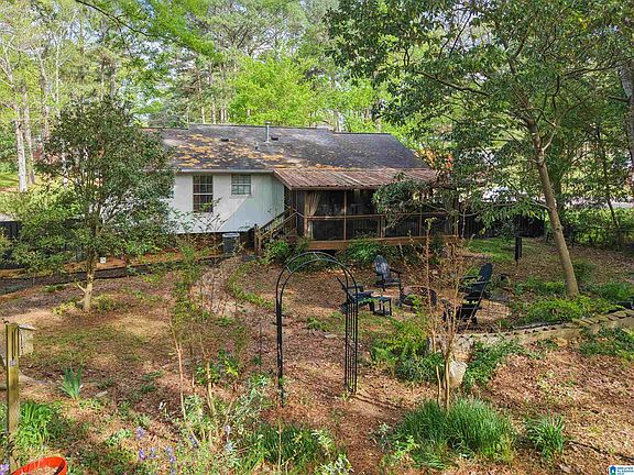 3rd image of 3009 Westview Dr