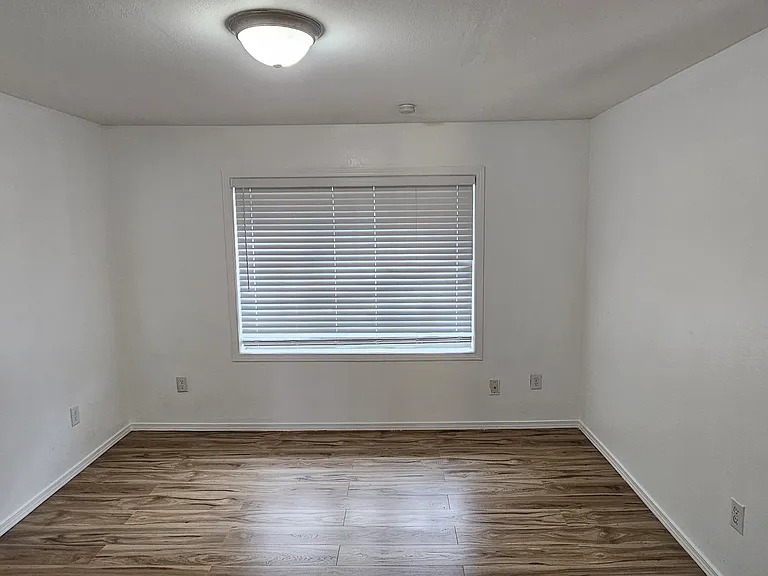 8615 John Dower Rd SW — Photo 17
