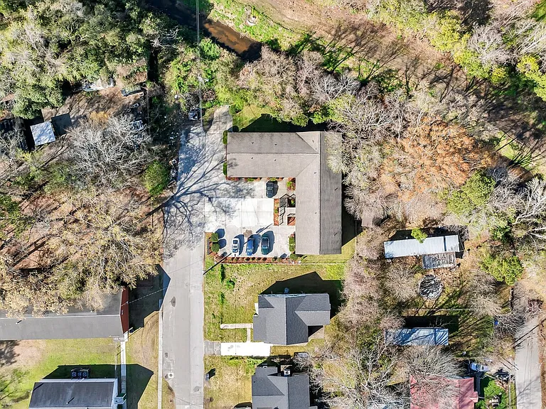 2220 Van Buren Ave — Photo 18