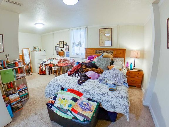 4th image of 1013 Laramie St #2