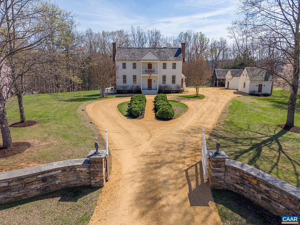 1st image of 1651 Fox Hill Rd