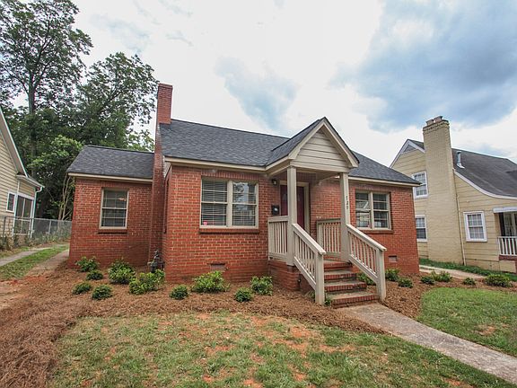 3rd image of 729 Woodruff Pl