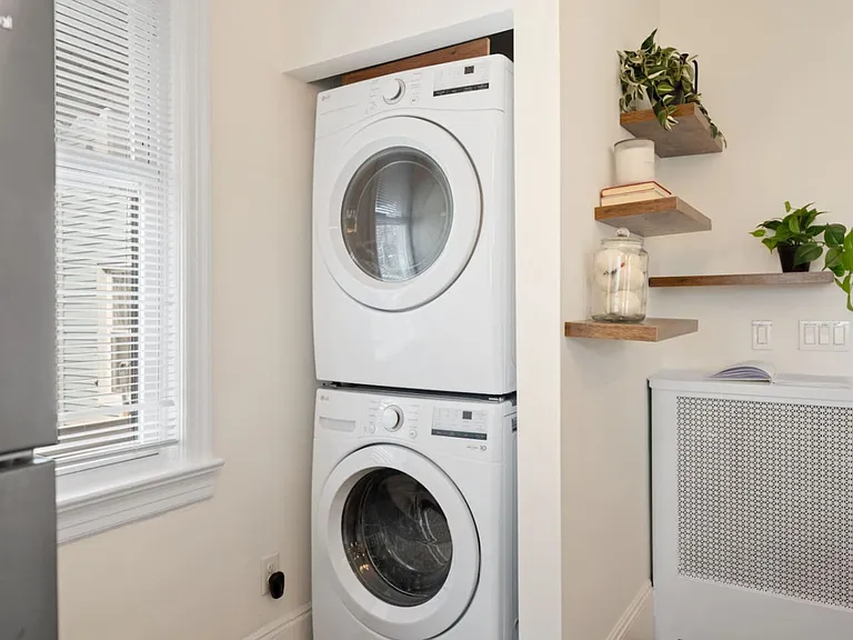 Bowers St — Photo 24