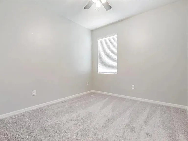 7207 Nightshade Dr — Photo 30
