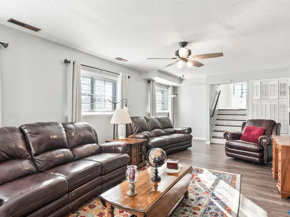 1201 Elm Cir, Albertville, AL 35950