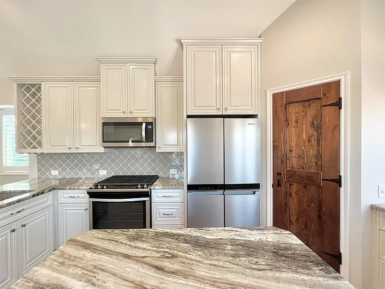 401 Arabian Colt Dr — Photo 9