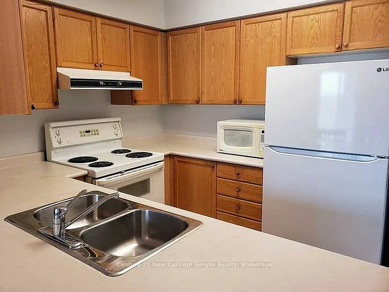 51 Baffin Ct #716 — Photo 6