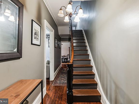 4th image of 188 W Maplewood Ave