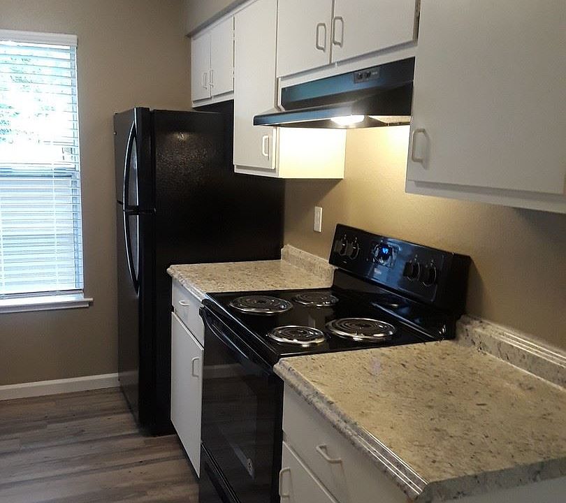 1st image of 6005 Sundale Way APT 21