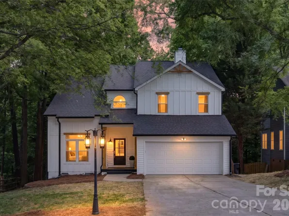 9223 Pebble Creek Way, Charlotte, NC 28269