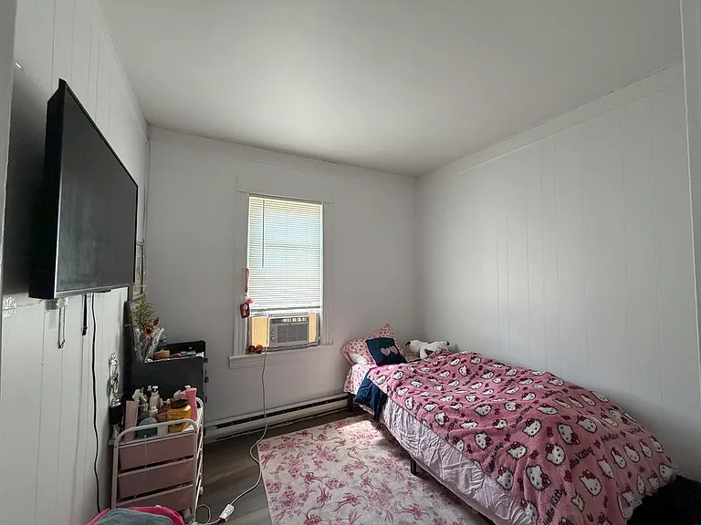 173 Corabelle Ave #2 — Photo 5