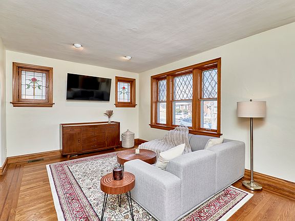 5th image of 5210 Pernod Ave