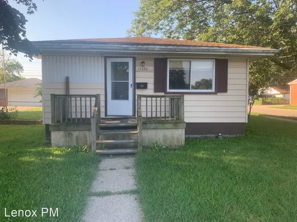 13320 Toepfer Rd, Warren, MI 48089
