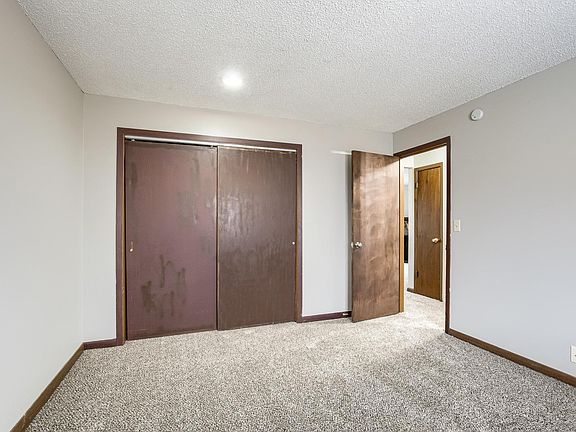 4th image of 2635 N 42nd St APT 4