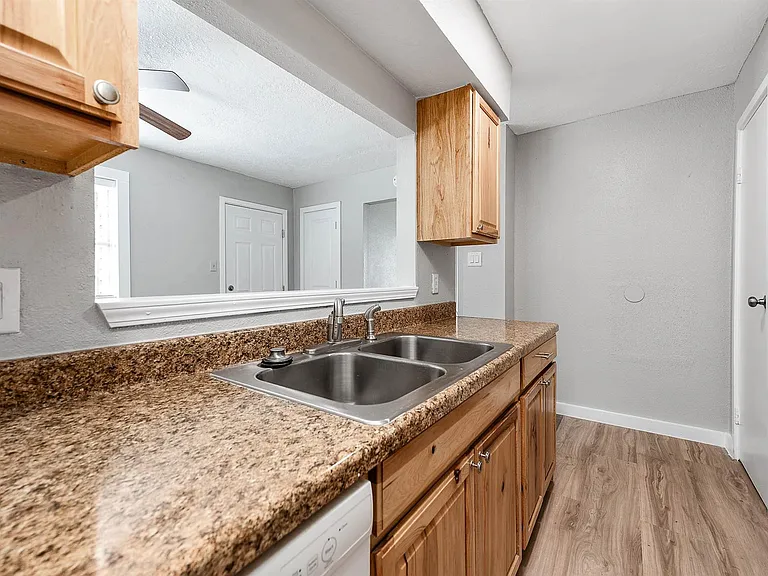 4620 W Orange St — Photo 10