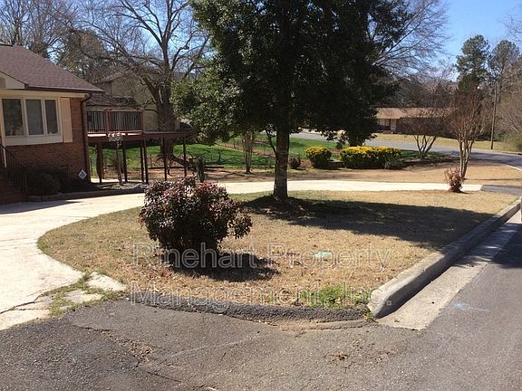 2nd image of 2008 Parkwood Dr