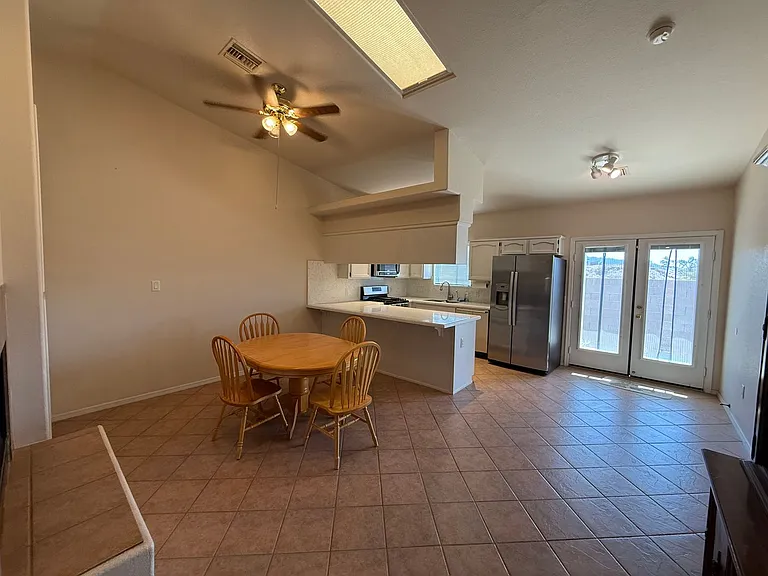 11367 S Kingman Ave — Photo 12
