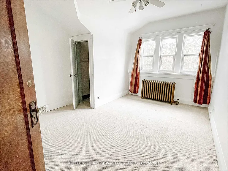 98 Woodycrest Ave #UPPER — Photo 15