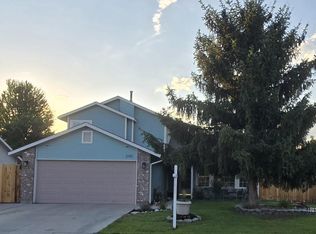 2140 E Chateau Dr, Meridian, ID 83646