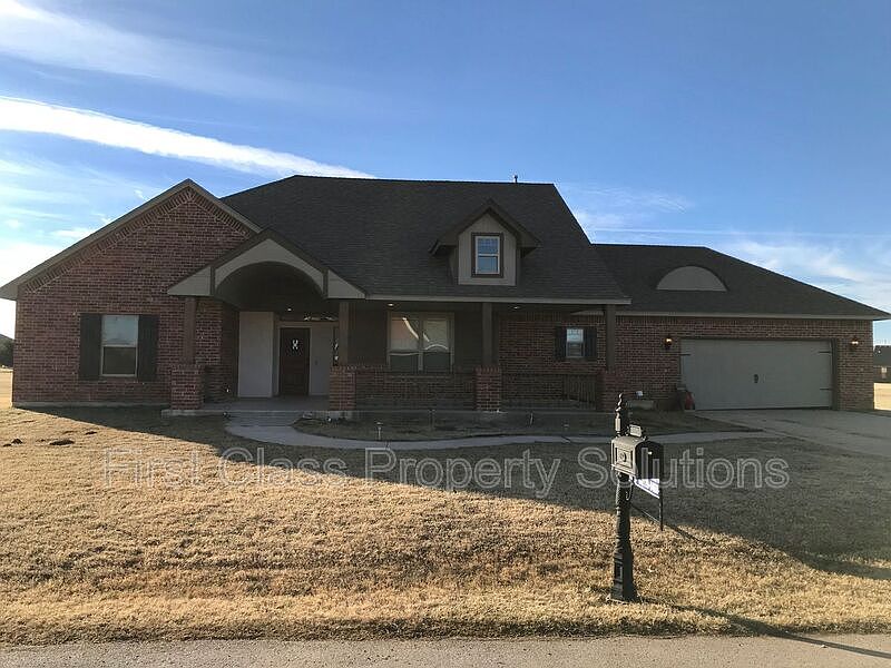 1st image of 1721 Sharon Dr