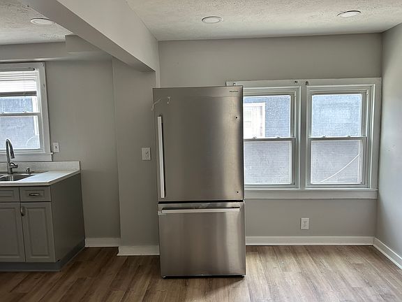 4th image of 1102 Palmetto Ave