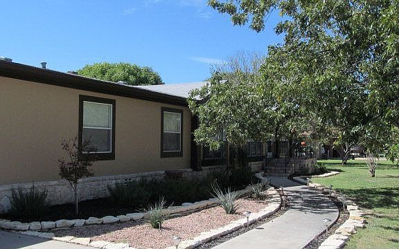 5th image of 134 Cypress Falls Dr