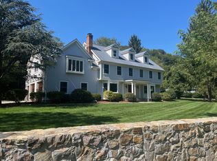 565 Danbury Rd, Wilton, CT 06897