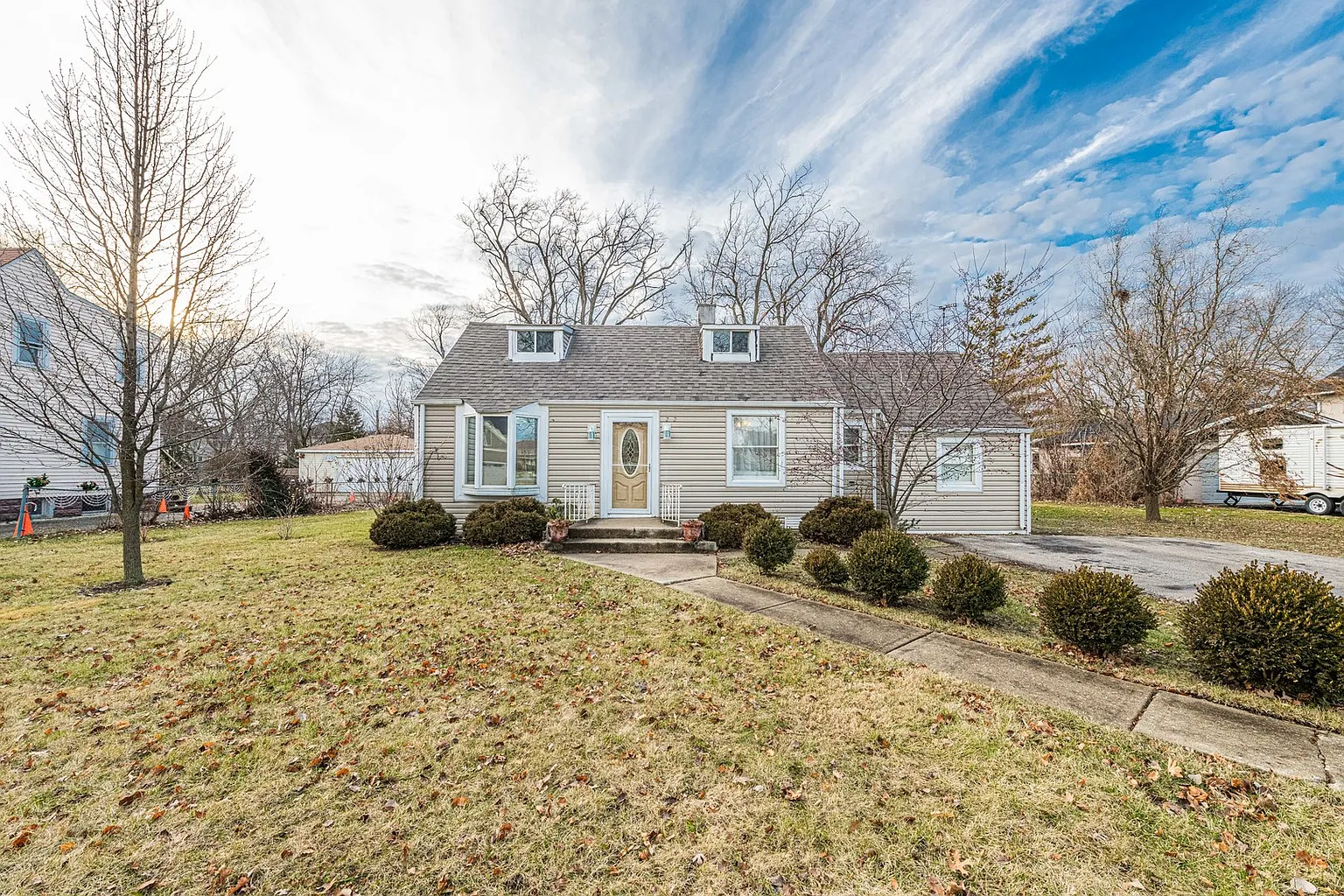 202 N Glade Ave photo 1