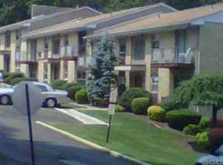 800A Brookridge Dr APT 73, Valley Cottage, NY 10989