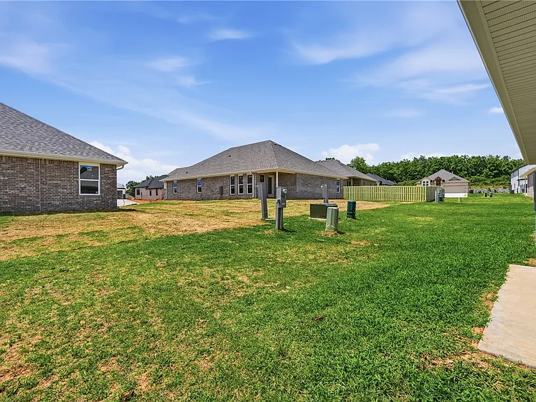 5089 Vista Ave — Photo 25