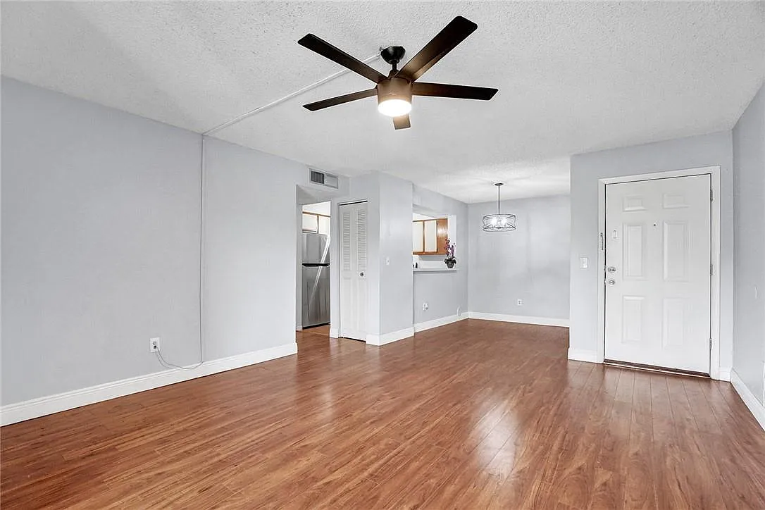 1 bed, 813 sqft, $1,775 — Photo 1