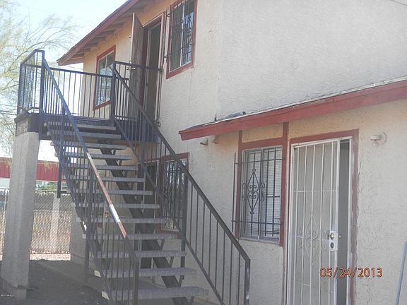 3rd image of 2405 E Pueblo Ave