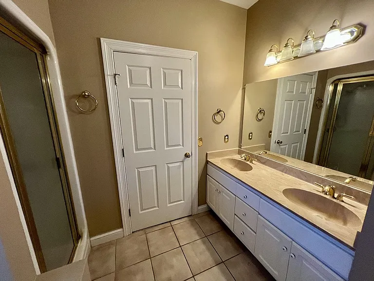 2201 Keegan Dr — Photo 20