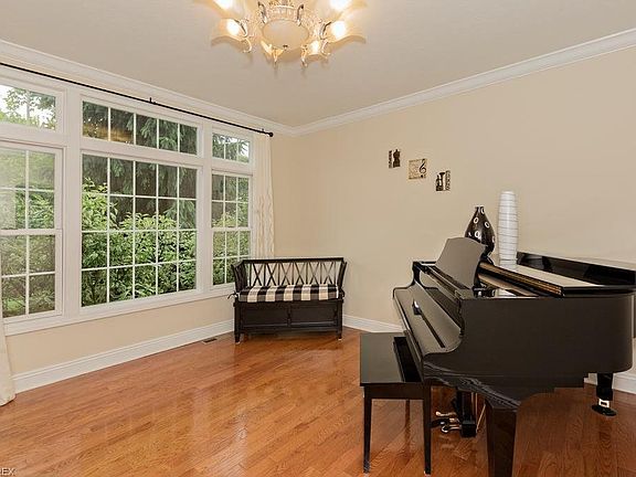 5th image of 7362 Stockwood Dr